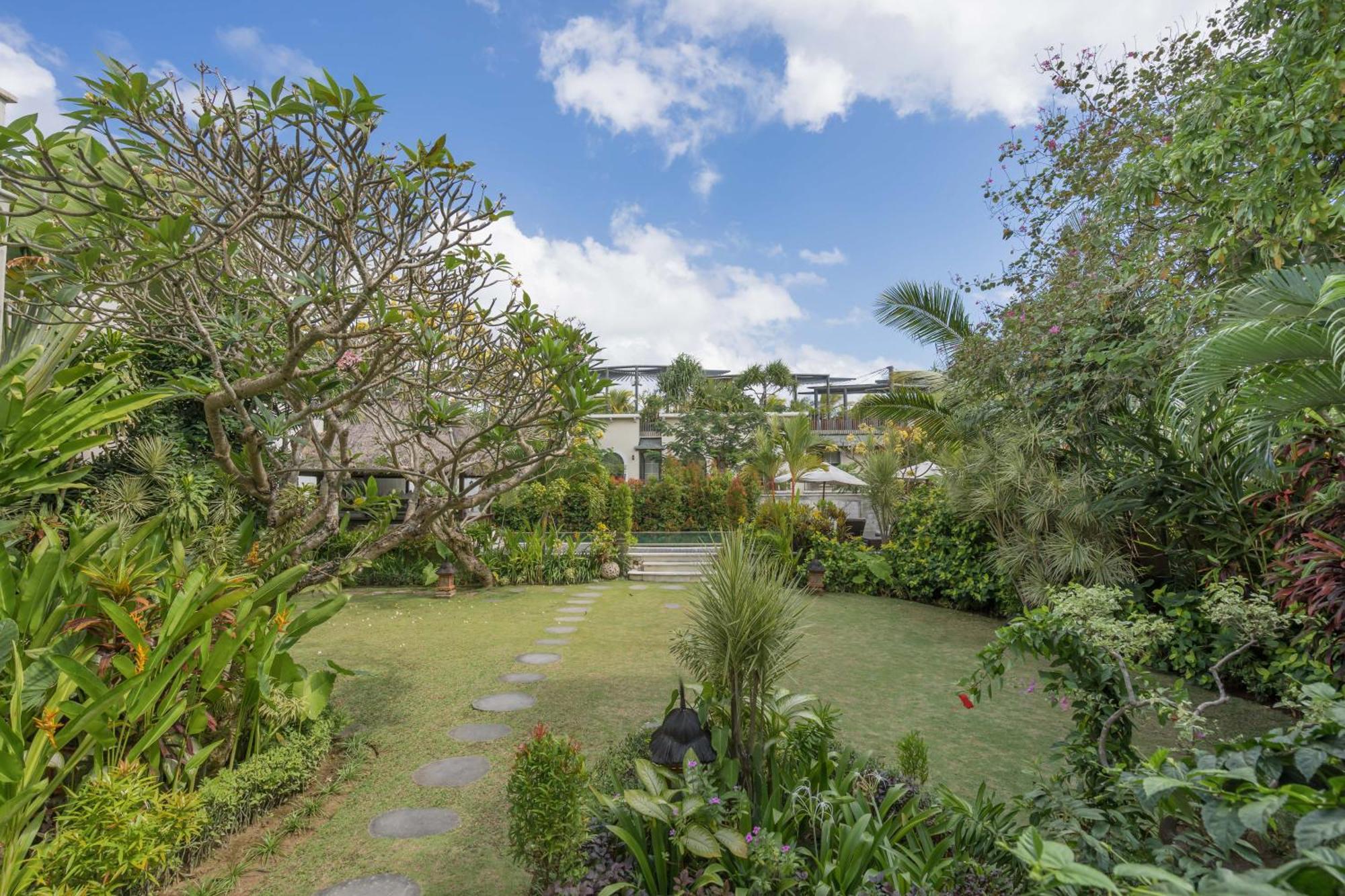 Villa Kaira Estate Canggu Exterior foto